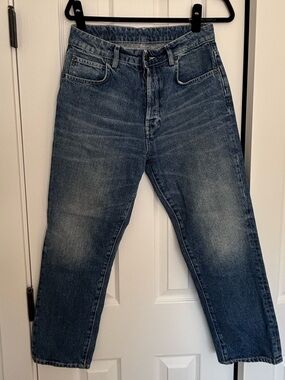 Women's Boyfriend Denim Jeans in Washed Blue